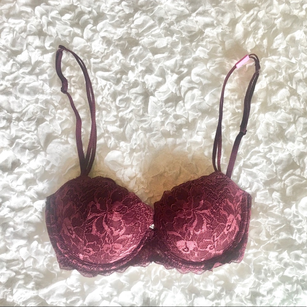 NWT Victoria’s Secret Lace Push-Up Bra